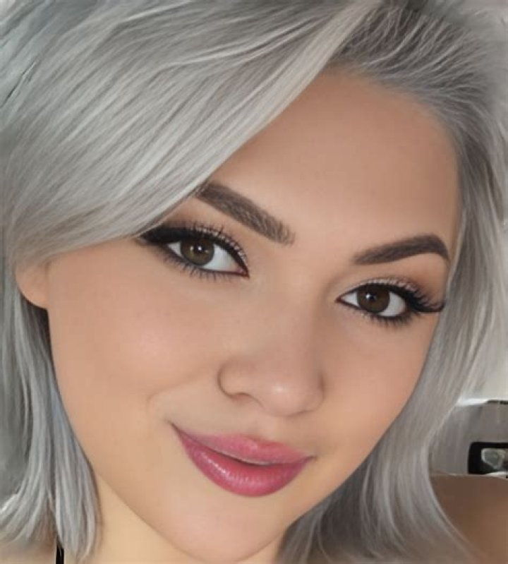 Adaline Star Age: Discovering the Timelessness of a Young Icon