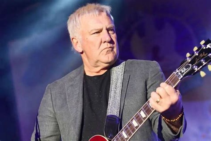Alex Lifeson Net Worth: Exploring the Legacy of Rush&rsquo;s Guitar Virtuoso