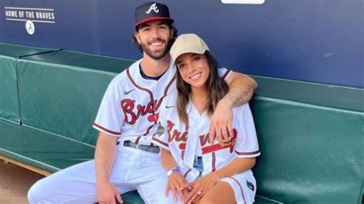 Dansby Swanson: A Shining Star on and Off the Field