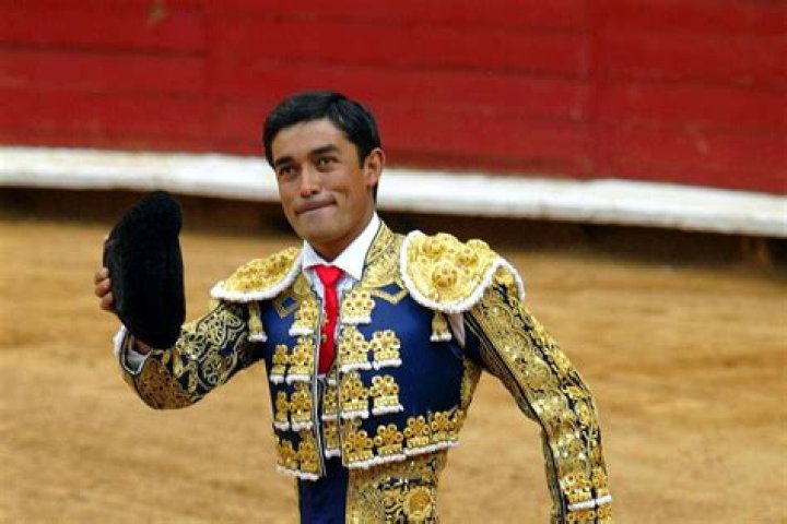 El Torero: The Art and Culture of Bullfighting