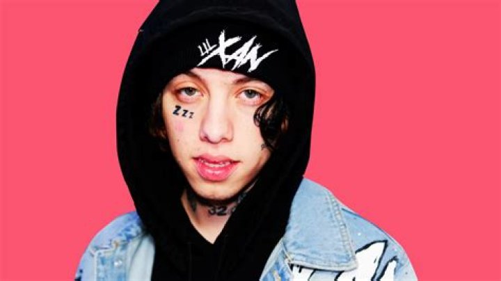 How Tall Is Lil Xan? Everything You Need to Know About the Rapper&rsquo;s Height