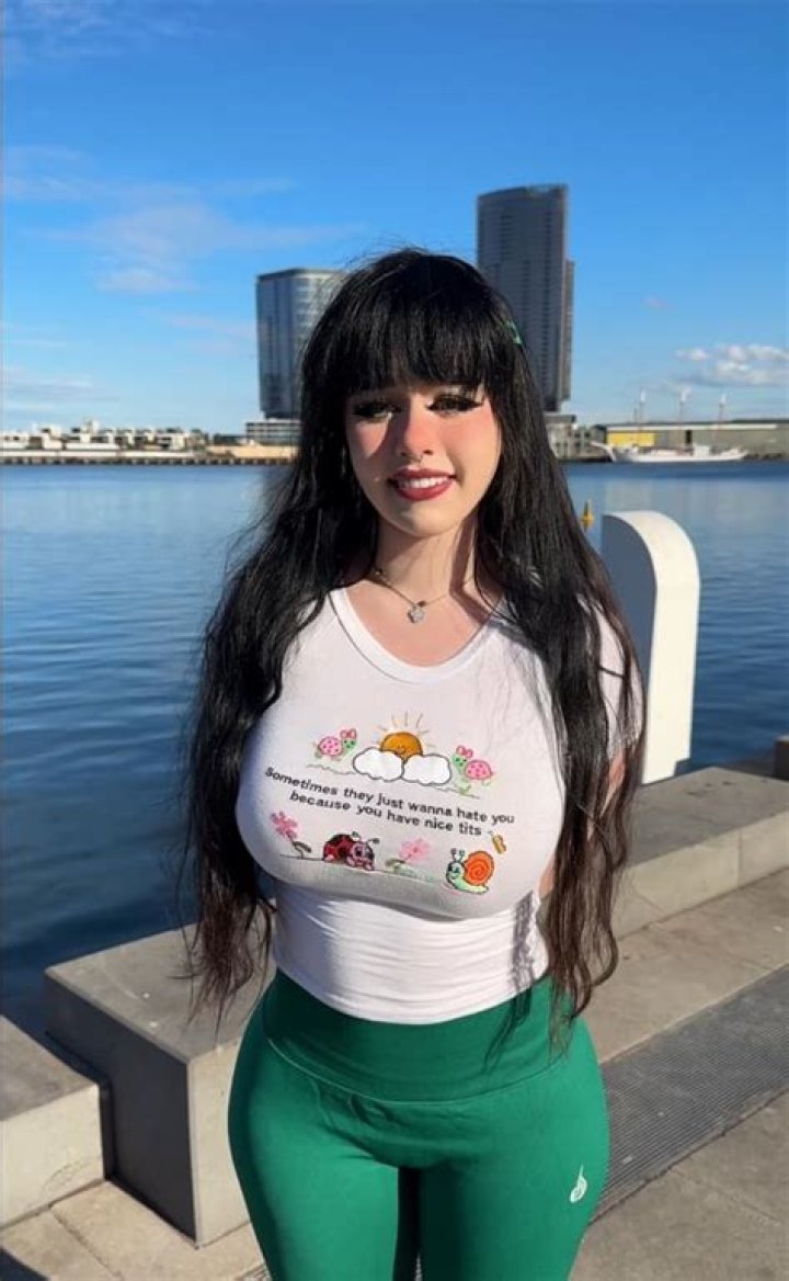 Understanding the Phenomenon of LaaraRose Fans: A Deep Dive into the Community