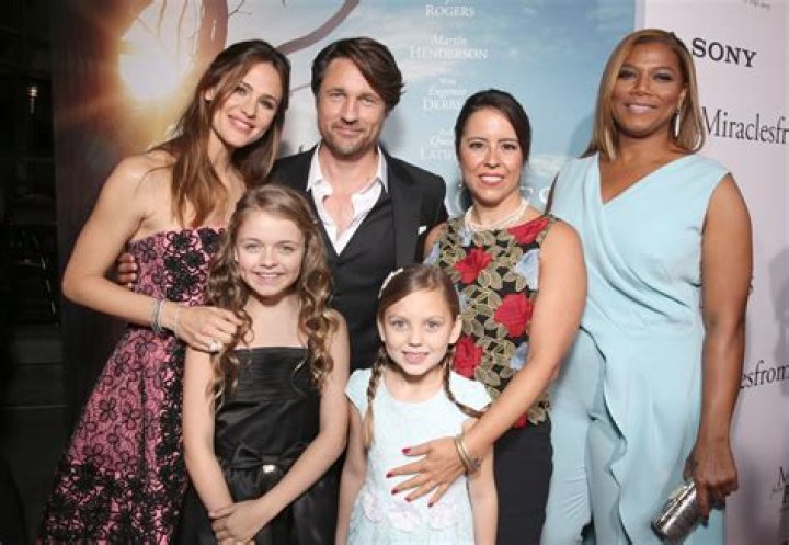 Understanding Martin Henderson's Family: A Deep Dive
