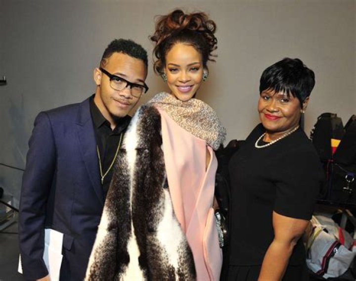 Rihanna's Sister: A Look into Their Close Bond and Shared Family Legacy