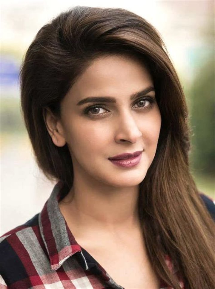 Saba Qamar: A Versatile Actress in the Pakistani Entertainment Industry