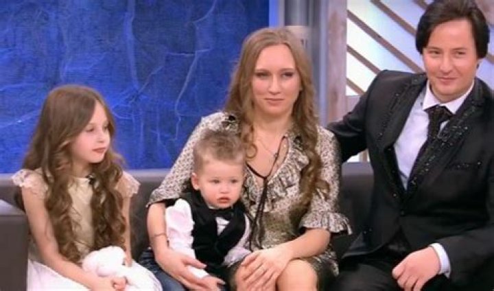 Unveiling the Life of Vitas and His Wife: A Journey of Love and Music