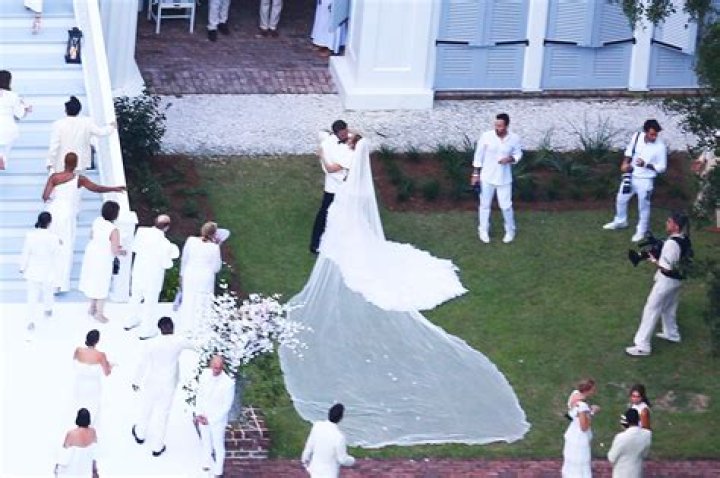 All About the Extravagant Wedding of Jennifer Garner: A Detailed Insight